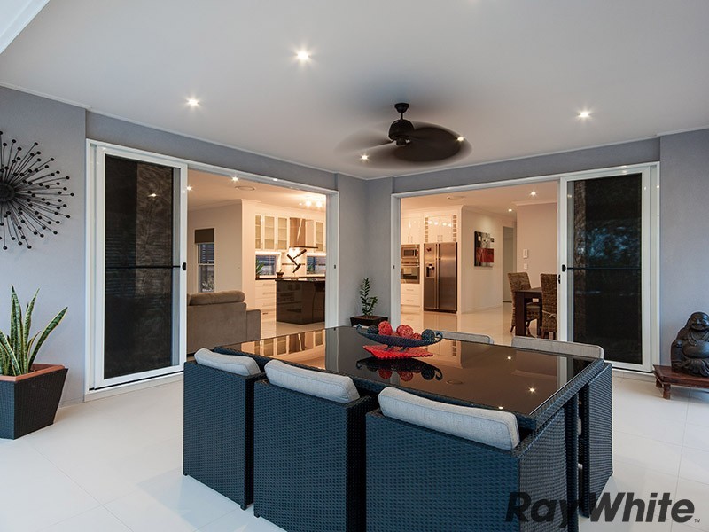 4 Dress Circle Court, Bridgeman Downs QLD 4035