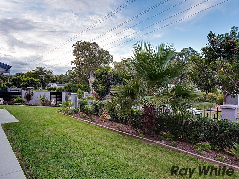 4 Dress Circle Court, Bridgeman Downs QLD 4035