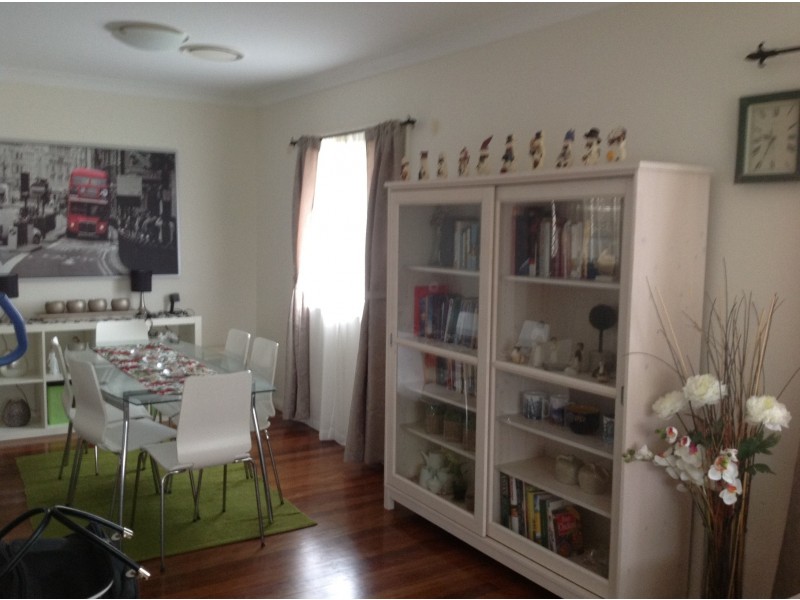 17 Curwen Terrace, Chermside QLD 4032