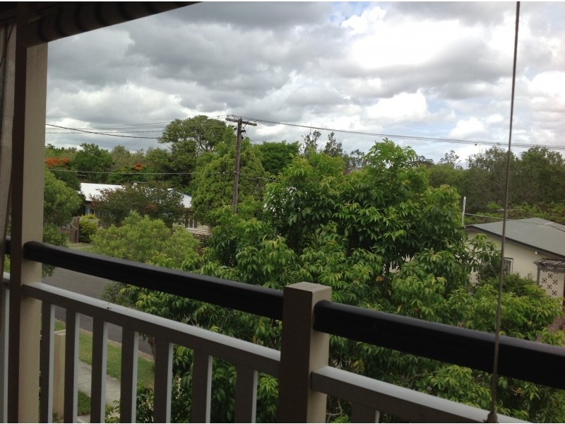 17 Curwen Terrace, Chermside QLD 4032