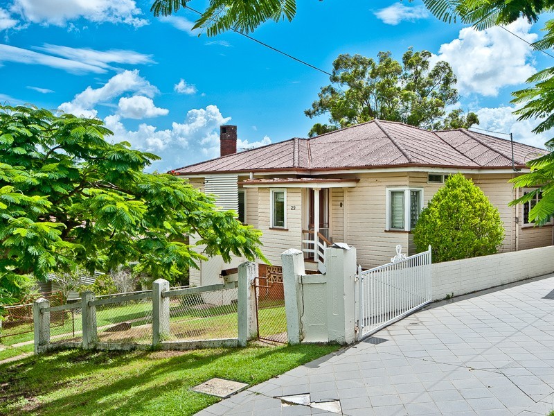 29 Philip Street, Hawthorne QLD 4171