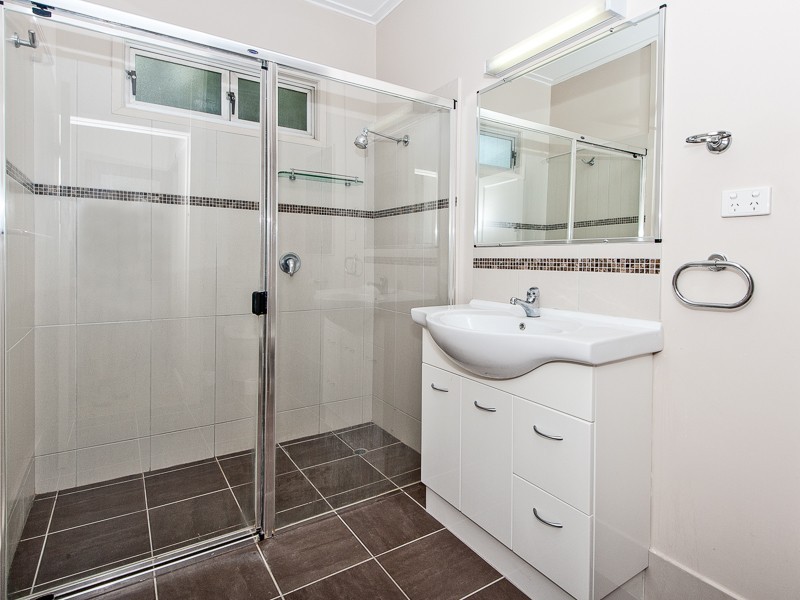29 Philip Street, Hawthorne QLD 4171