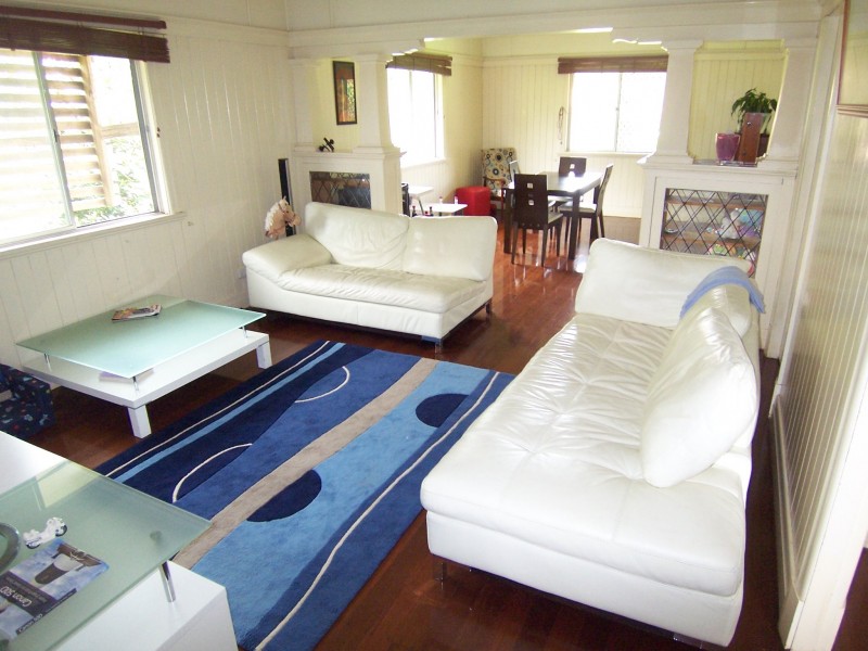 7 School Road, Stafford QLD 4053