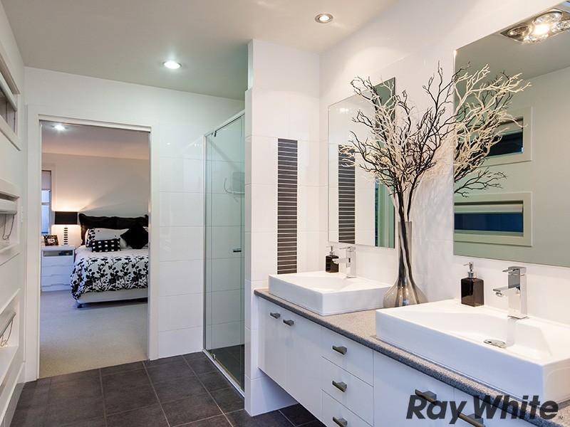 No 25 Rangeview Street, Aspley QLD 4034