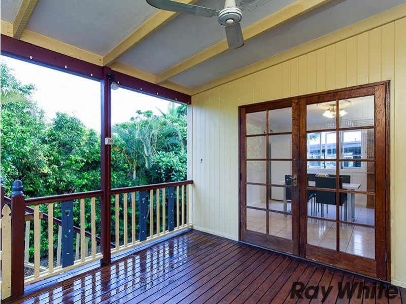 9 Crawford Avenue, Stafford QLD 4053