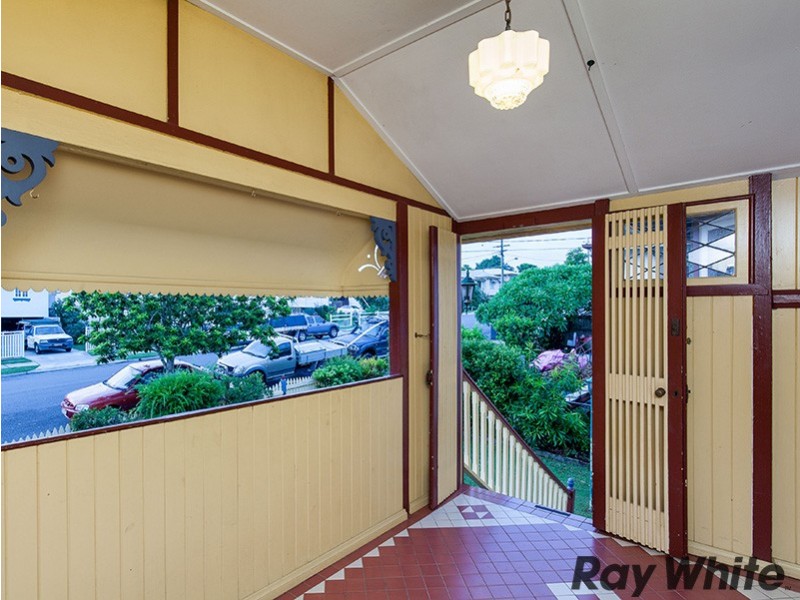 9 Crawford Avenue, Stafford QLD 4053