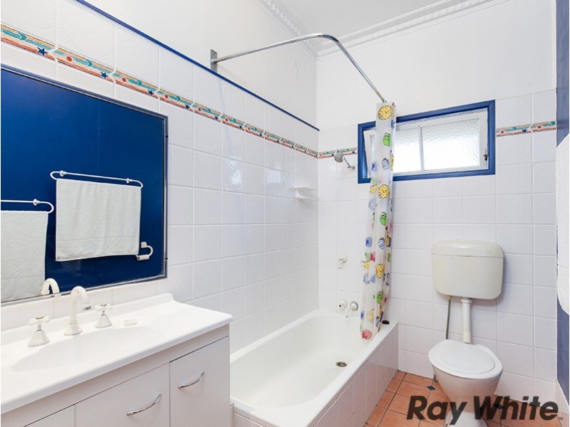 9 Crawford Avenue, Stafford QLD 4053