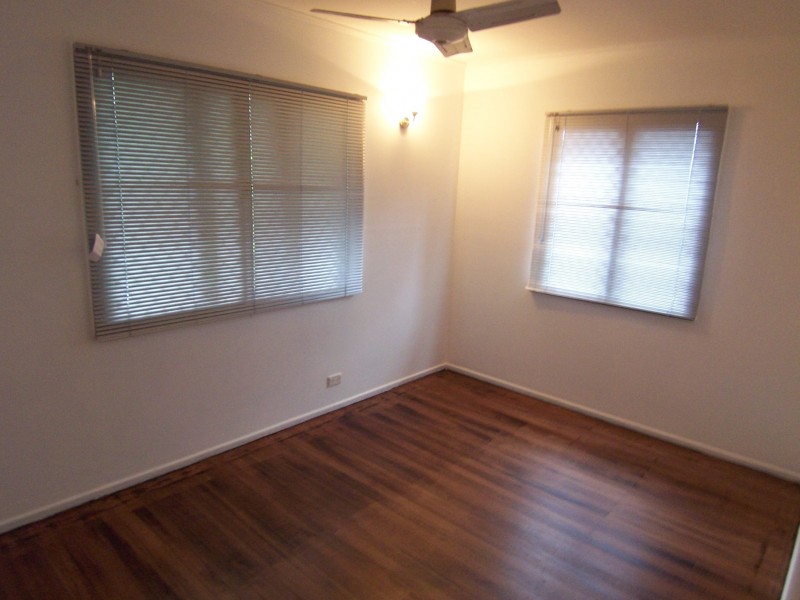 377 Webster Road, Stafford Heights QLD 4053