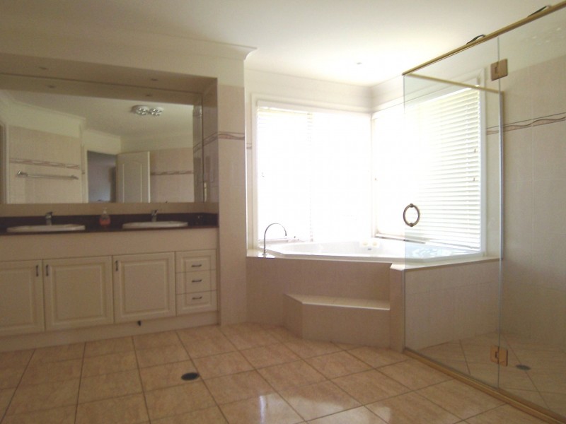 28 Farndon Place, Carseldine QLD 4034