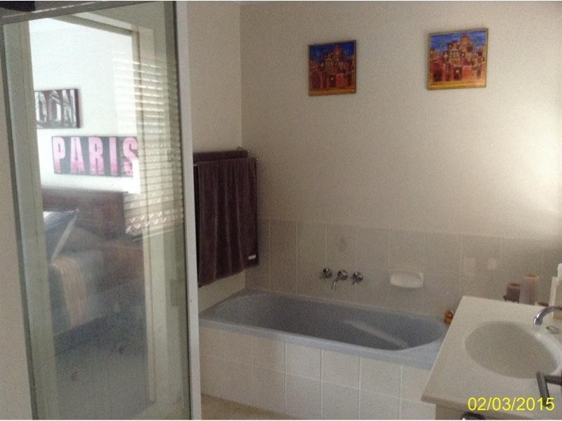 7 Manitoba Place, Wavell Heights QLD 4012