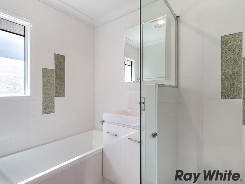 20 Redbourne Street, Chermside West QLD 4032