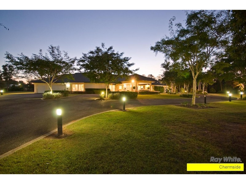 240 Ridley Road, Bridgeman Downs QLD 4035