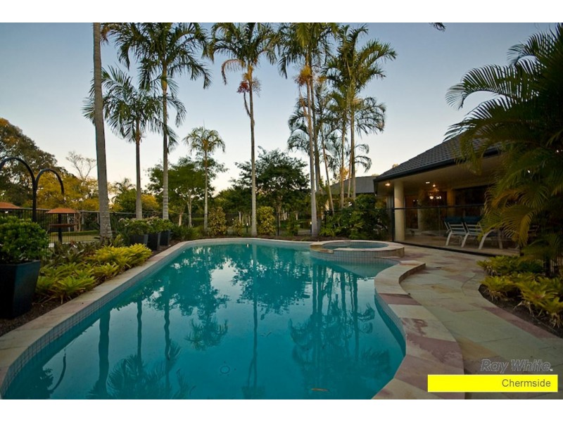 240 Ridley Road, Bridgeman Downs QLD 4035