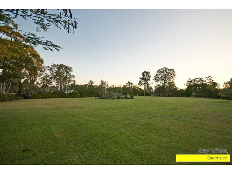 240 Ridley Road, Bridgeman Downs QLD 4035