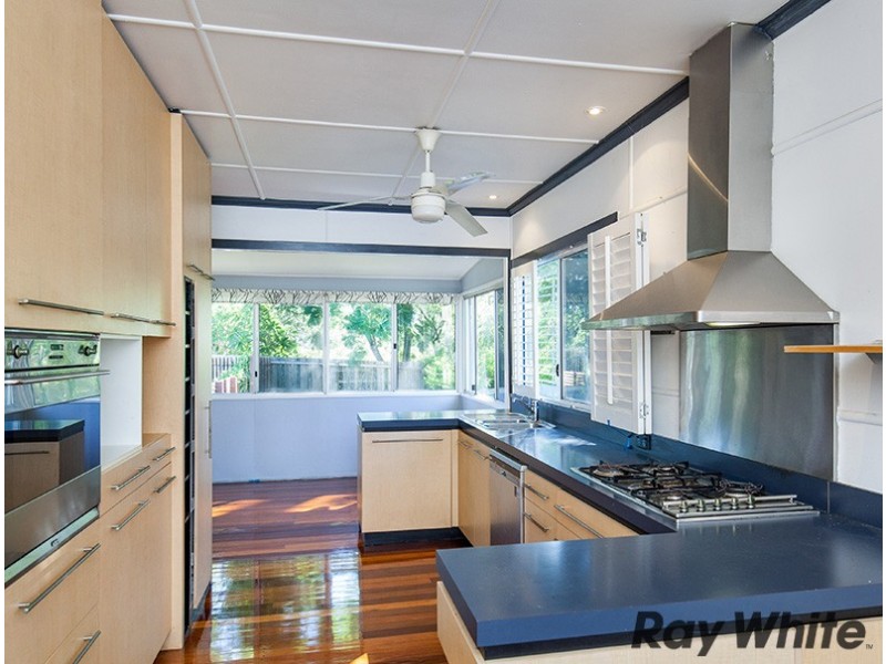 51 Koolewong Street, Stafford Heights QLD 4053