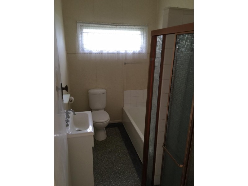 98 Flower Street, Northgate QLD 4013