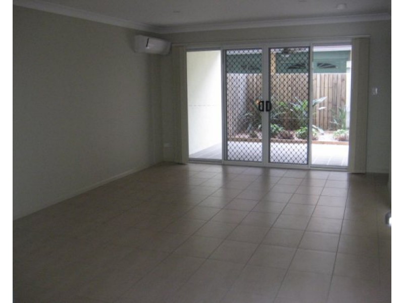 2/10 Church Road, Zillmere QLD 4034