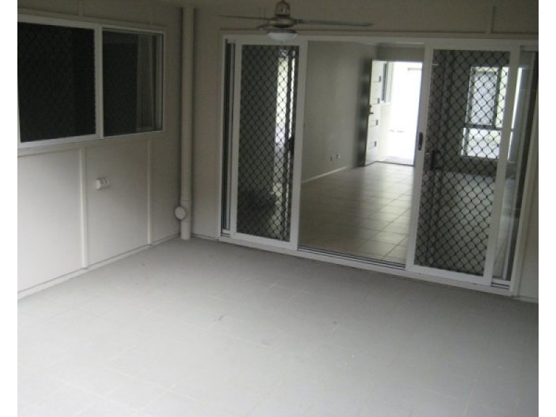 2/10 Church Road, Zillmere QLD 4034