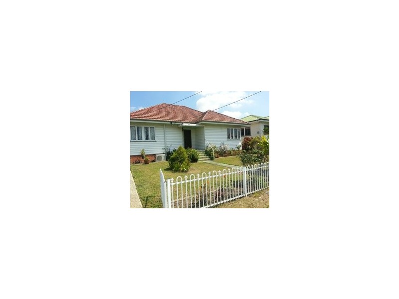 16 Kelso Street, Chermside QLD 4032
