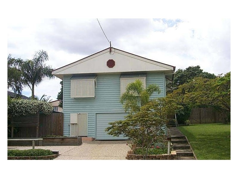 19 Curwen Terrace, Chermside QLD 4032