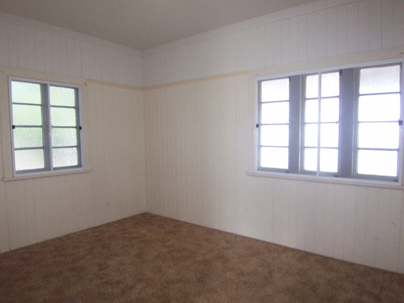 8 Waroon Street, Stafford QLD 4053