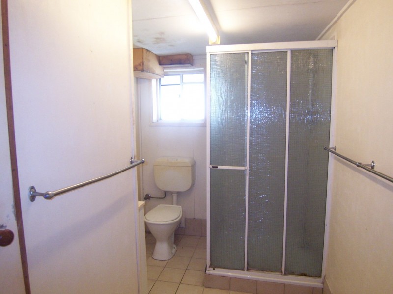 8 Waroon Street, Stafford QLD 4053