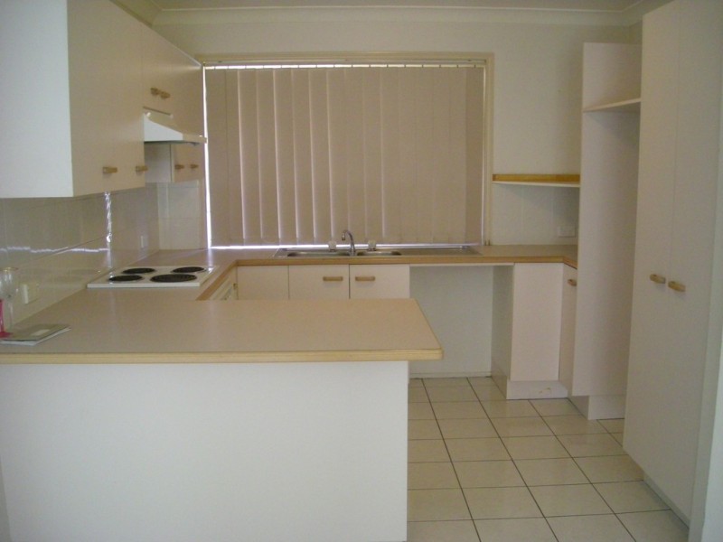 2/50 Sparkes Street, Chermside QLD 4032