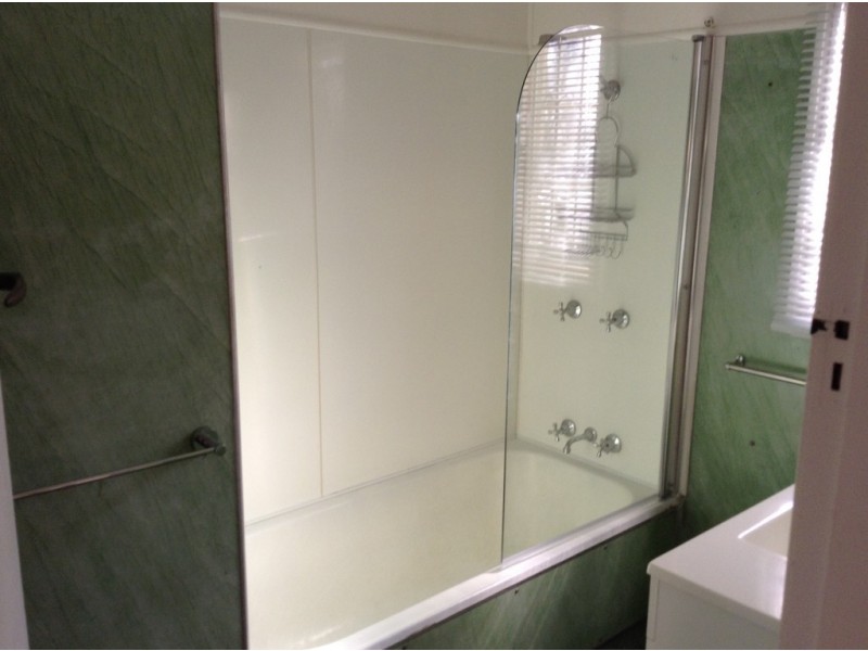 63 Twelfth Avenue, Kedron QLD 4031