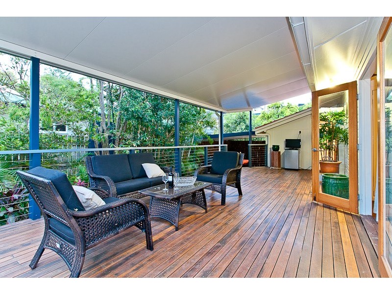 16 Glenhaven Street, Kedron QLD 4031