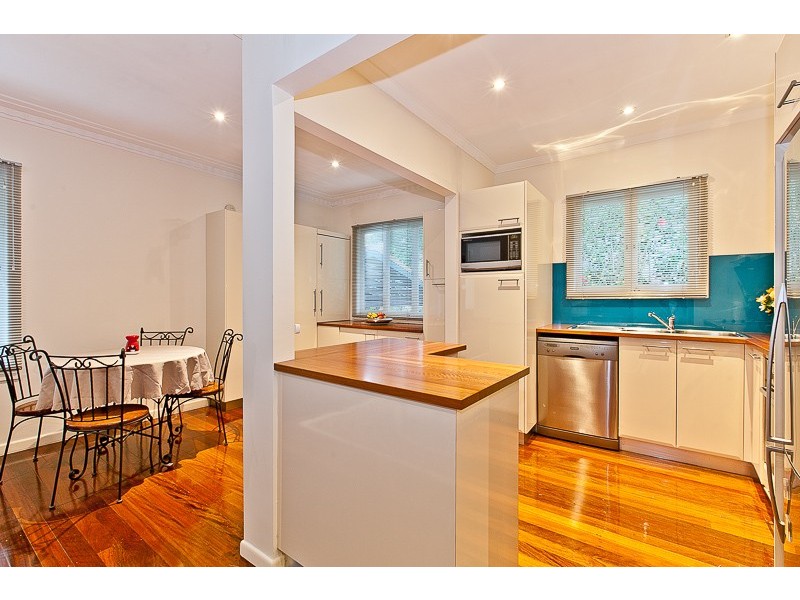 16 Glenhaven Street, Kedron QLD 4031