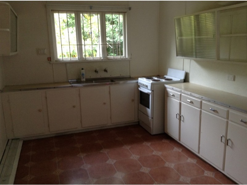 34 Playfield Street, Chermside QLD 4032