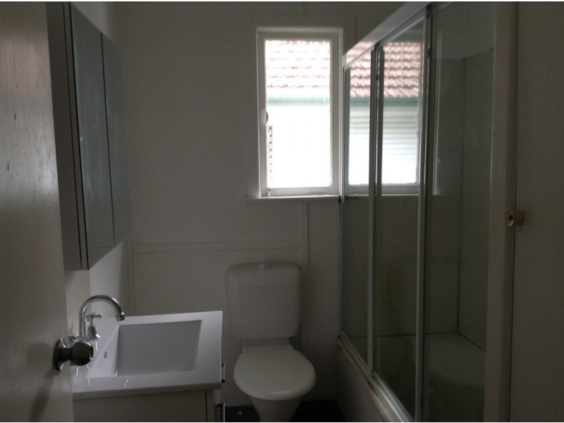 34 Playfield Street, Chermside QLD 4032