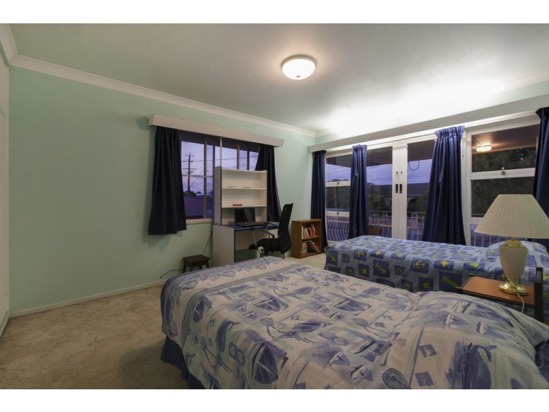 198 Rode Road, Wavell Heights QLD 4012