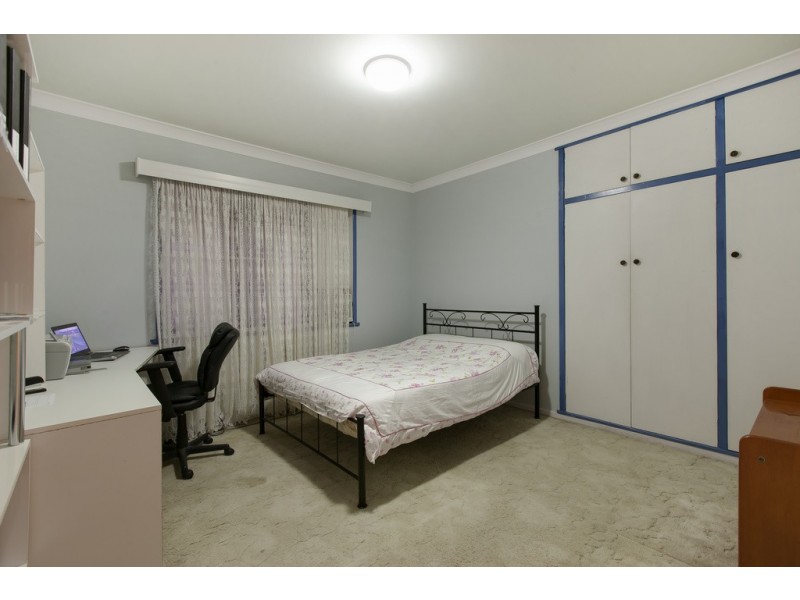 198 Rode Road, Wavell Heights QLD 4012