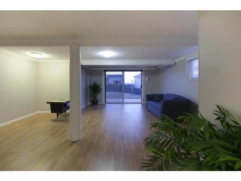 198 Rode Road, Wavell Heights QLD 4012