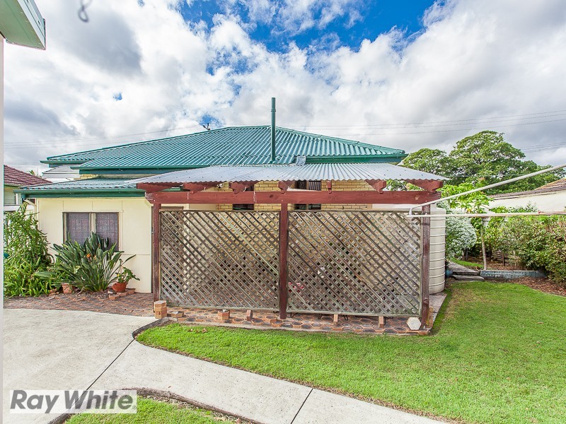 74 Corrie Street, Chermside QLD 4032