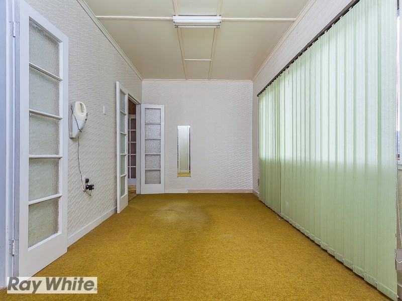 74 Corrie Street, Chermside QLD 4032