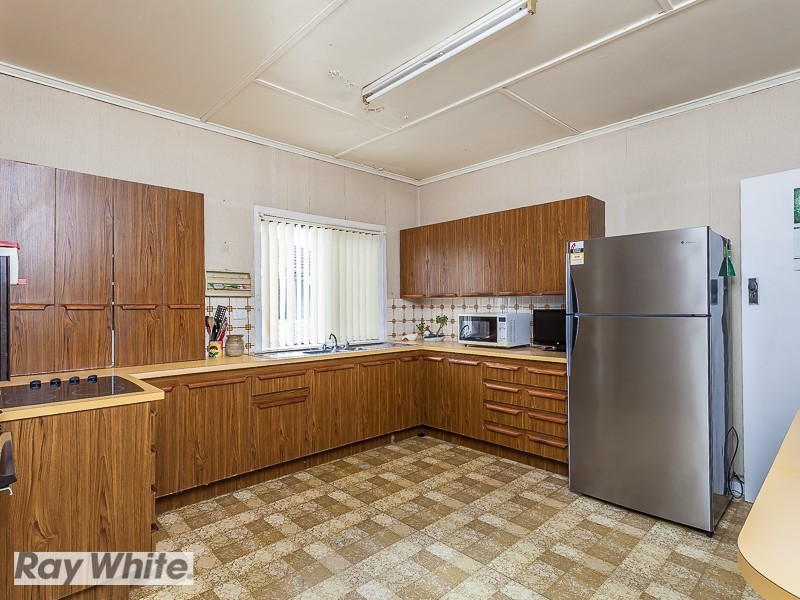 74 Corrie Street, Chermside QLD 4032