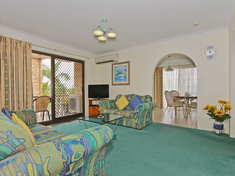 1/64 Hilltop Avenue, Chermside QLD 4032