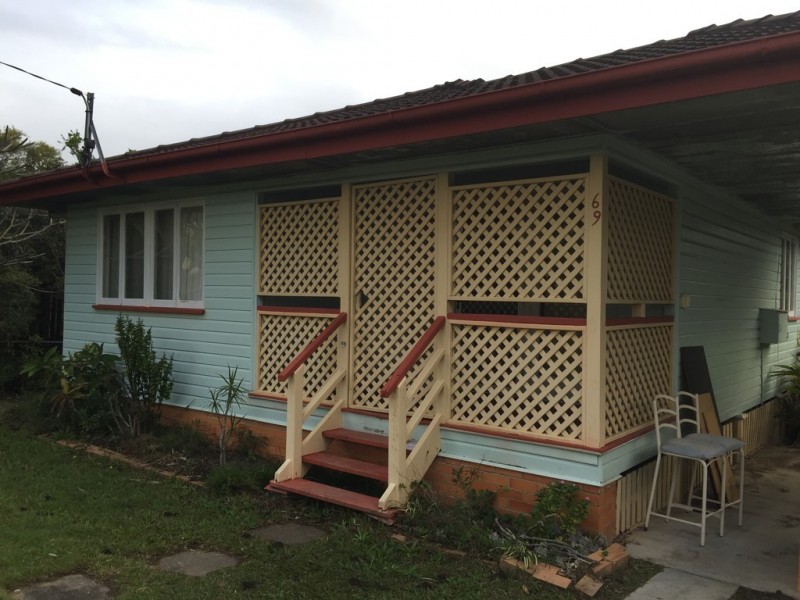 69 Reinhold Crescent, Chermside QLD 4032
