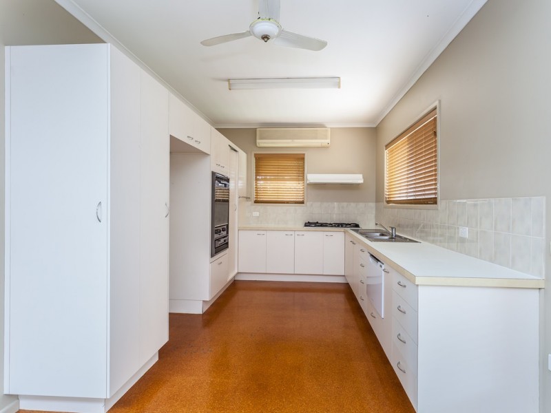 1/32 Third Avenue, Sandgate QLD 4017