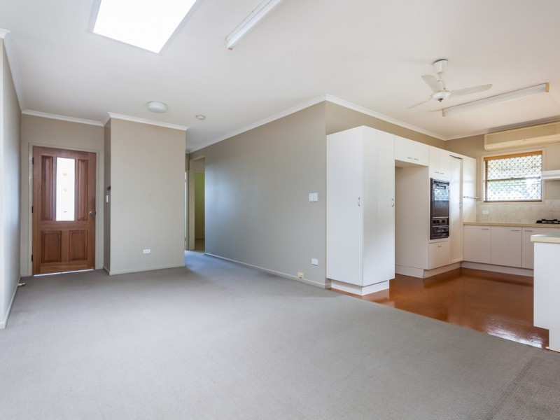 1/32 Third Avenue, Sandgate QLD 4017