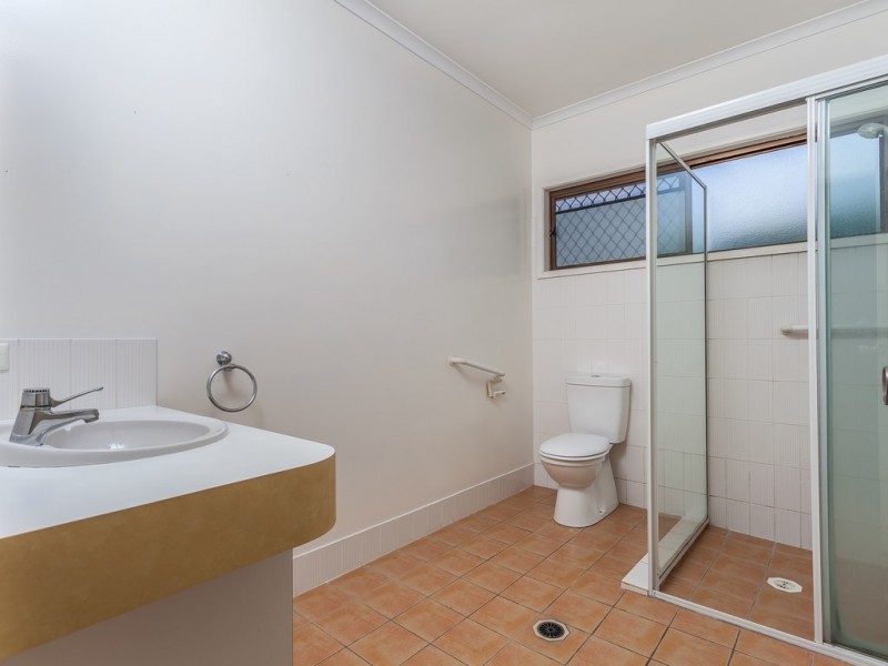 1/32 Third Avenue, Sandgate QLD 4017