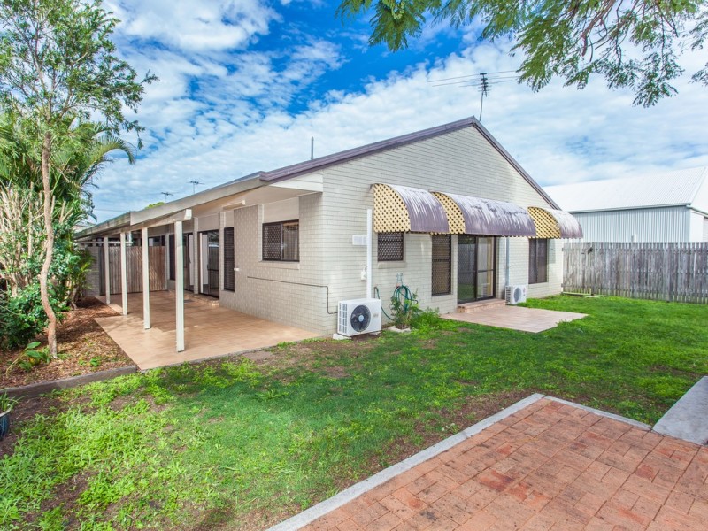 1/32 Third Avenue, Sandgate QLD 4017