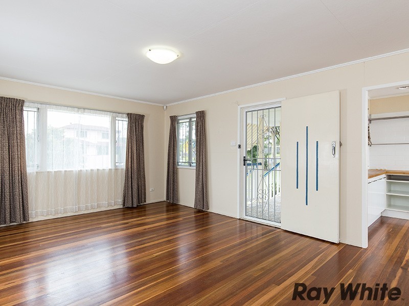 18 Burgess Street, Salisbury QLD 4107