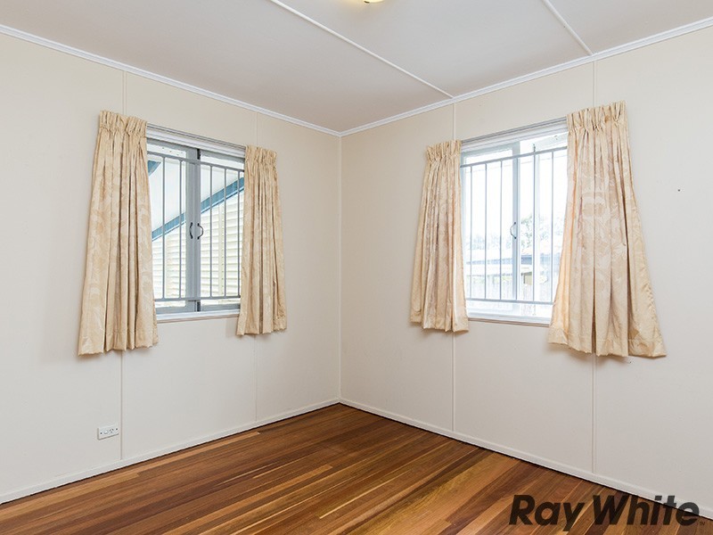 18 Burgess Street, Salisbury QLD 4107