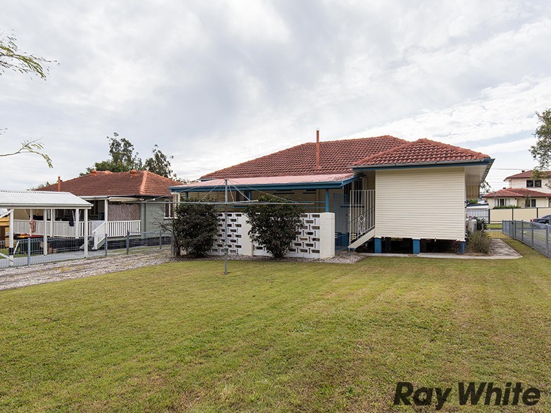 18 Burgess Street, Salisbury QLD 4107