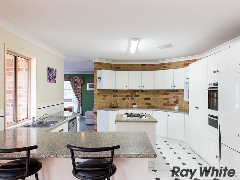 14 She-Oak Court, Cashmere QLD 4500