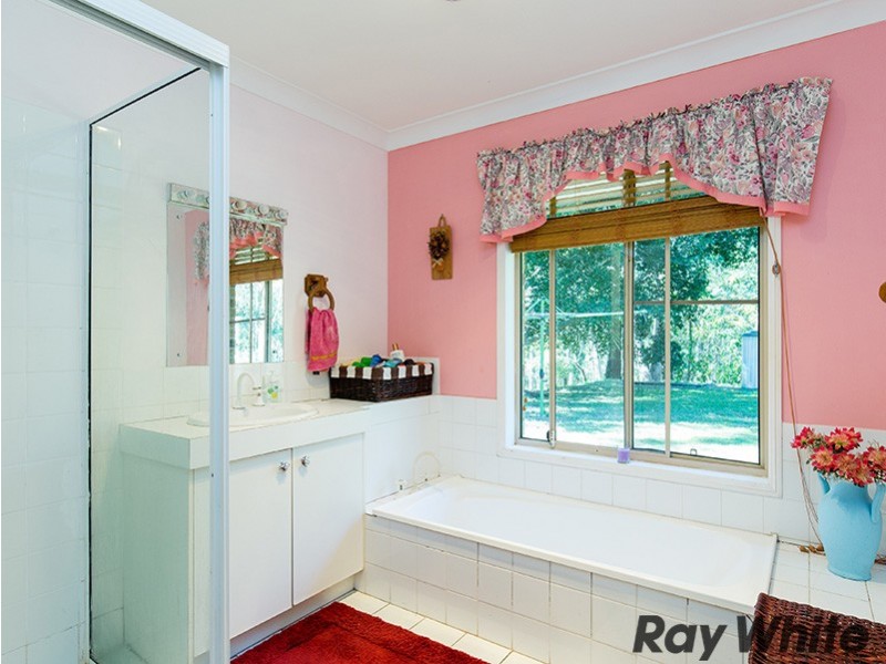 14 She-Oak Court, Cashmere QLD 4500