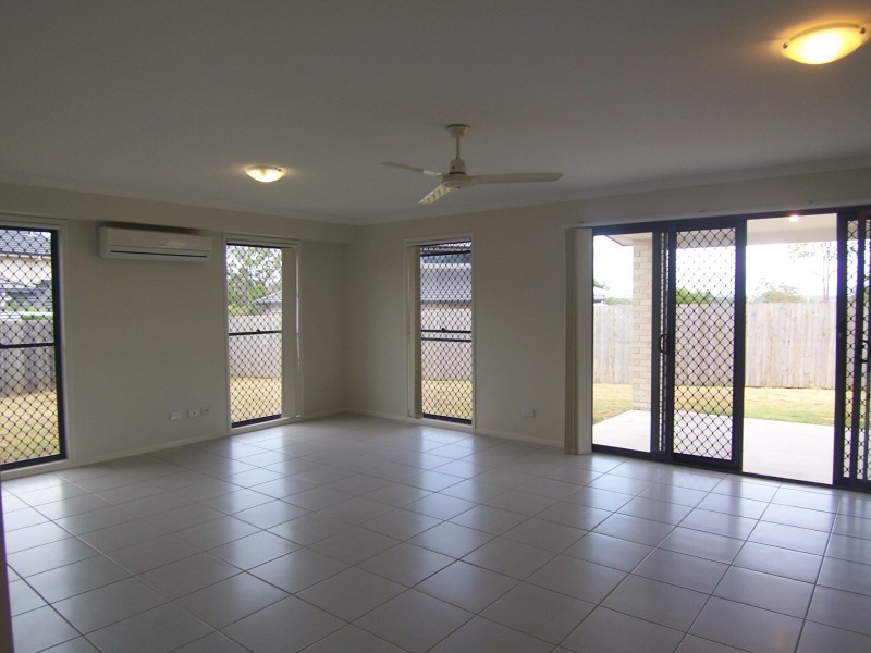 15 Sheridan Close, Moggill QLD 4070